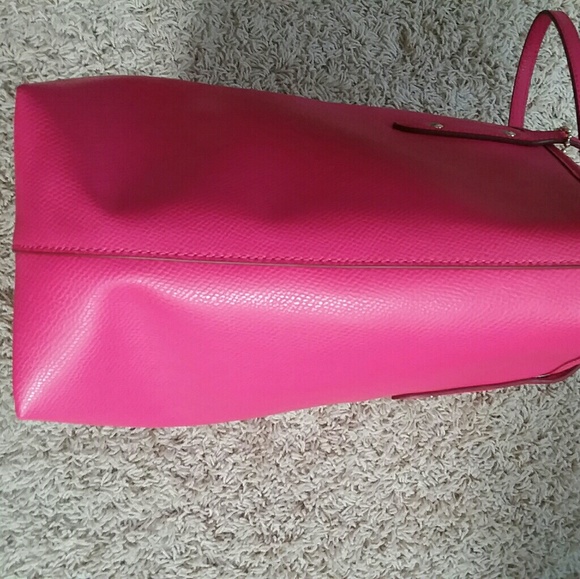 EUC Coach F37785 Pink Ruby City Zip Tote - Picture 6 of 7